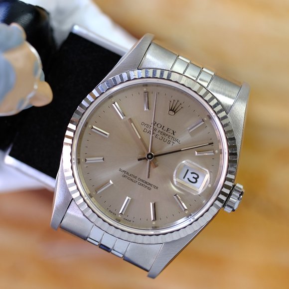 Rolex Datejust Silver Dial Fluted Bezel 36mm Watch - Picture 3 of 7